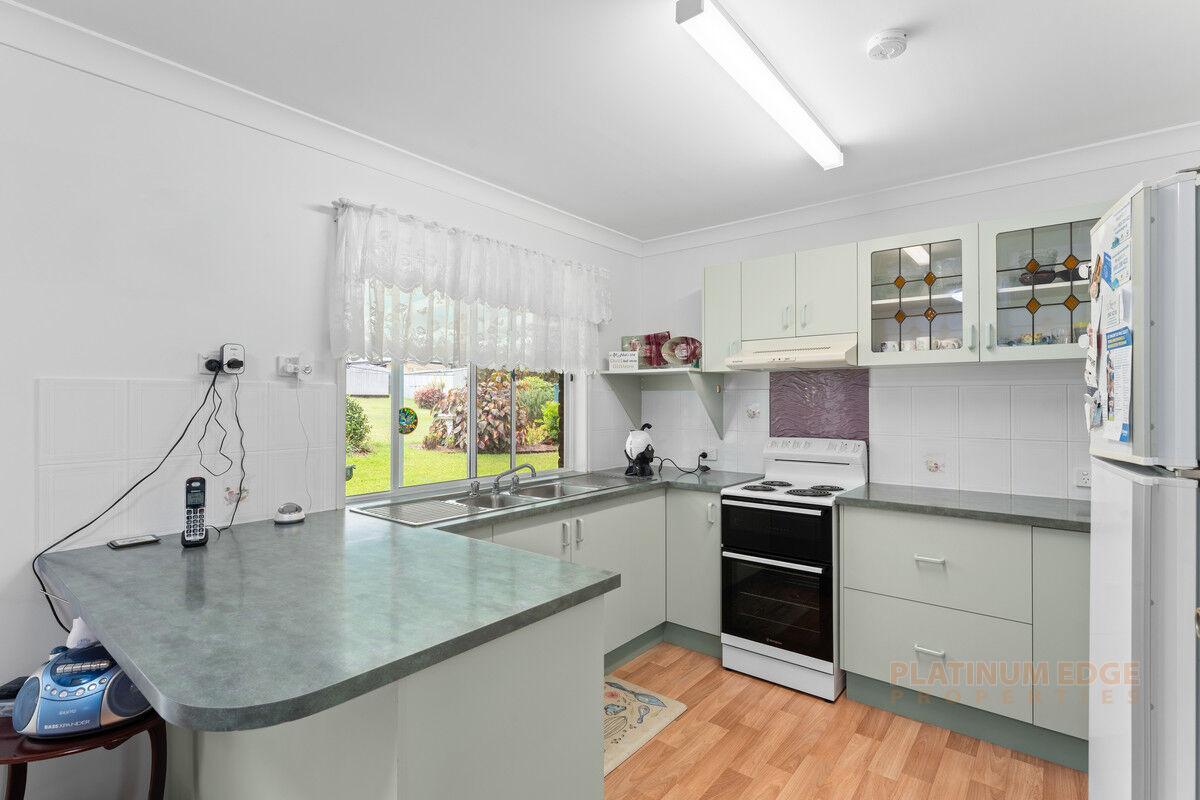 8 Shamrock Drive, Gleneagle QLD 4285, Gleneagle - Thumbnail 3