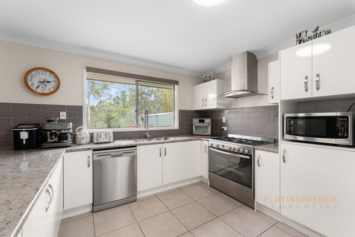 21 Cosgrove Court, Gleneagle QLD 4285, Gleneagle - Thumbnail 4