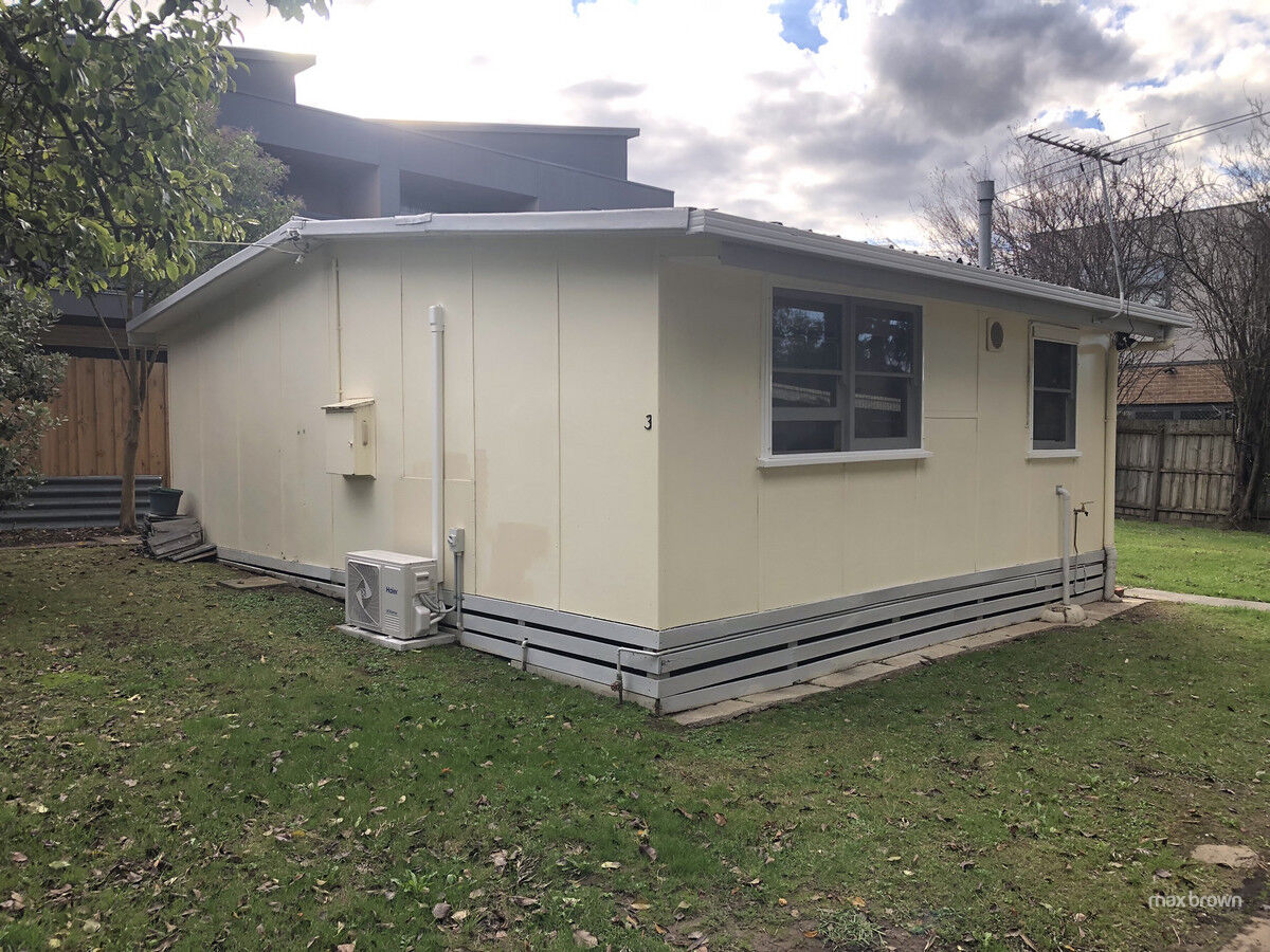 1 BEDROOM IN CENTRAL LILYDALE Max Brown Real Estate Group