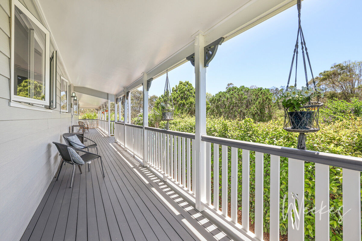 WE SOLD!! RYAN & TEGAN WEEKES Weekes Property Co.