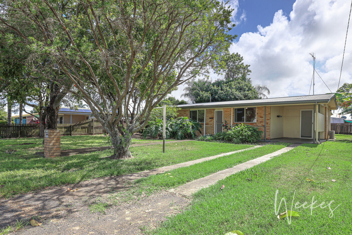 LOWSET BRICK HOME WITH SHED!