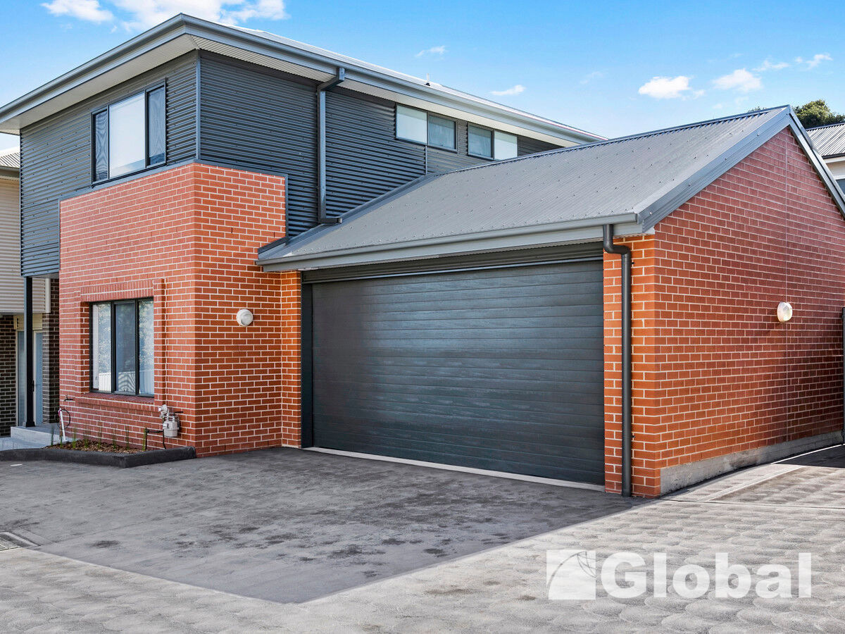 2/57 YORSTON, Warners Bay, Warners Bay - Image 1
