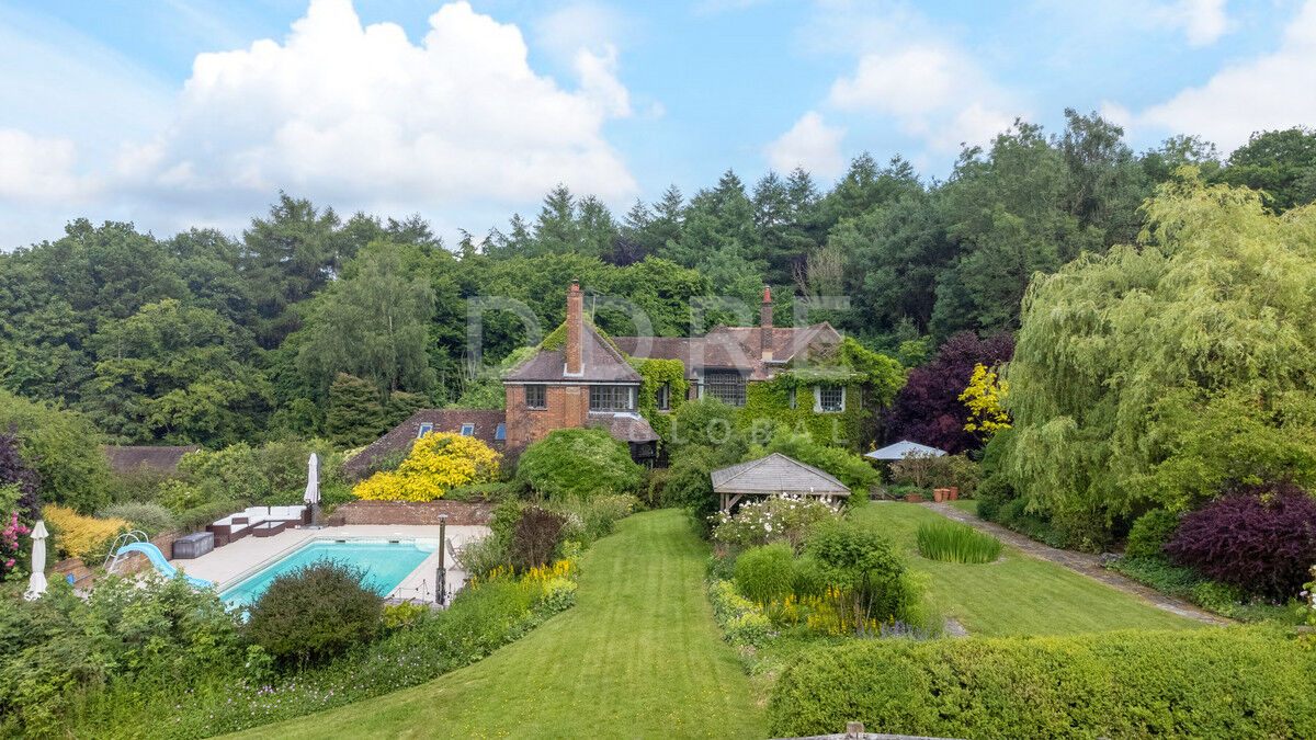 Broombarn Lane, Great Missenden, HP16 property photo