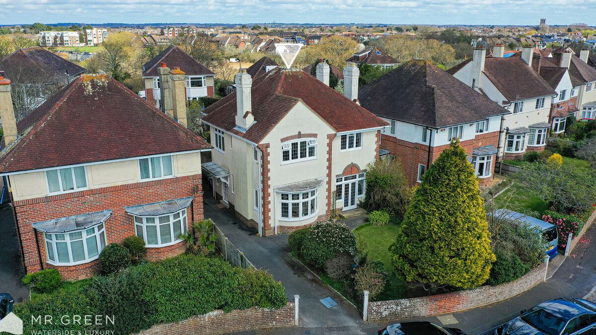 Donnelly Road, Tuckton, Southbourne, BH6 5NW