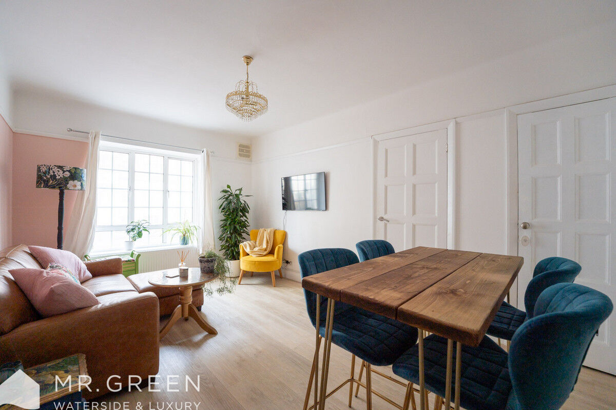 San Remo Towers, Sea Road, Boscombe, BH5 1JZ