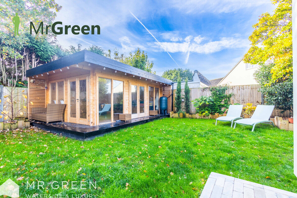 Burford Close, Christchurch, BH23 Mr Green Estate Agents