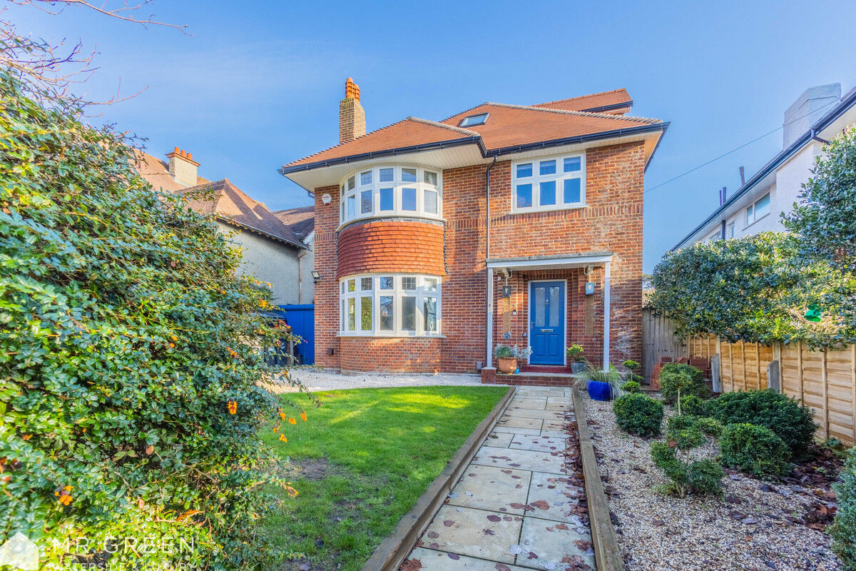 Montague Road, Bournemouth, BH5
