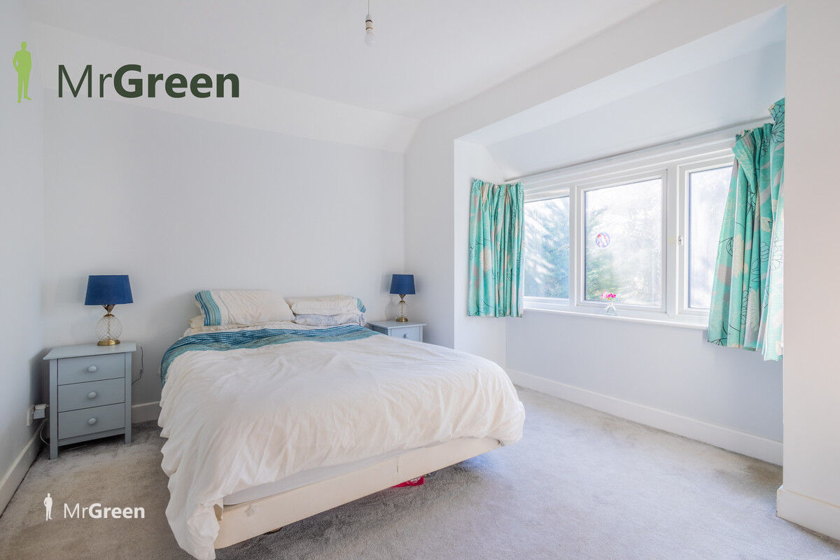 Seaward Avenue, Southbourne, BH6 Mr Green Estate Agents