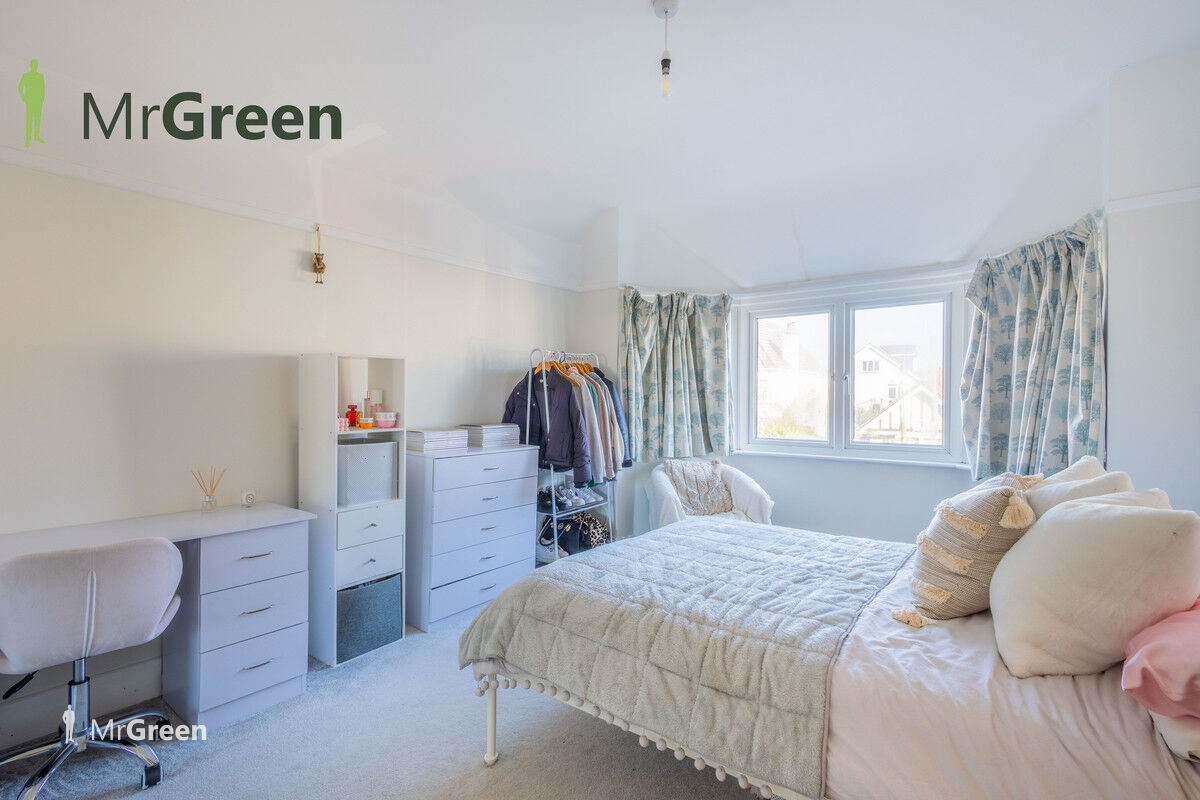 Seaward Avenue, Southbourne, BH6 Mr Green Estate Agents