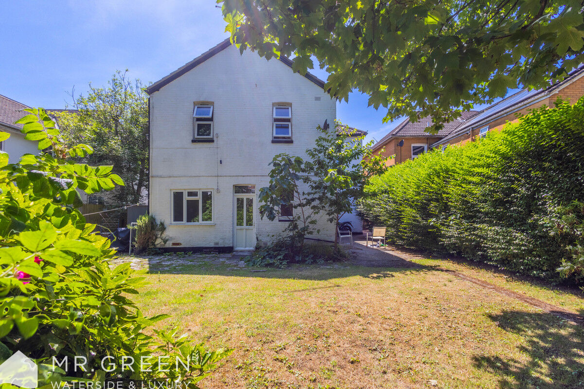 Drummond Road, Bournemouth, Dorset, BH1 4DT