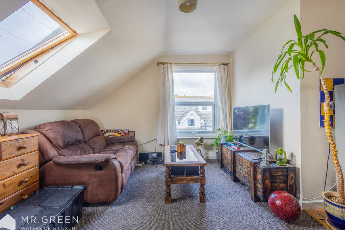Bathwick Lodge, 8 St Johns Road, Bournemouth, BH5 1EL