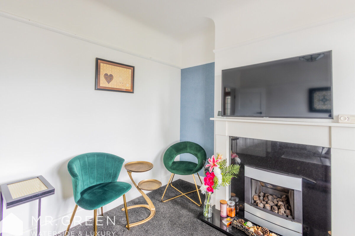 Castlemain Avenue, Southbourne, Bournemouth, BH6 5EJ Mr Green Estate