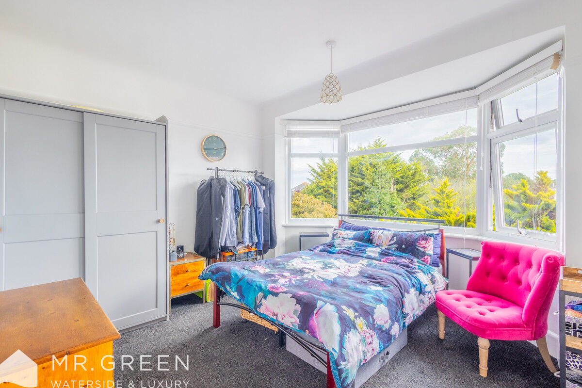 Castlemain Avenue, Southbourne, Bournemouth, BH6 5EJ Mr Green Estate