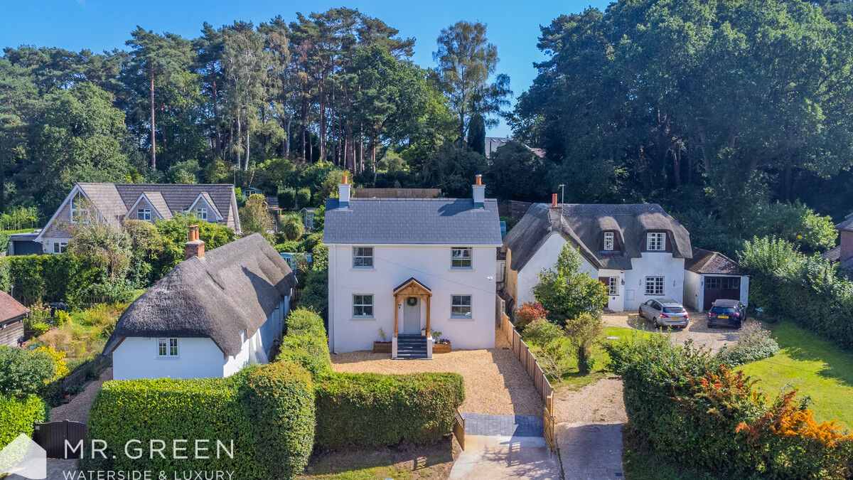 Lonnen Road, Wimborne, Dorset, BH21 7AX