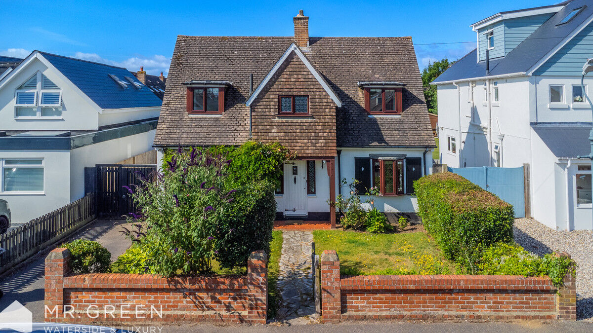 Baring Road, Hengistbury Head, Southbourne, Dorset, BH6 4DT