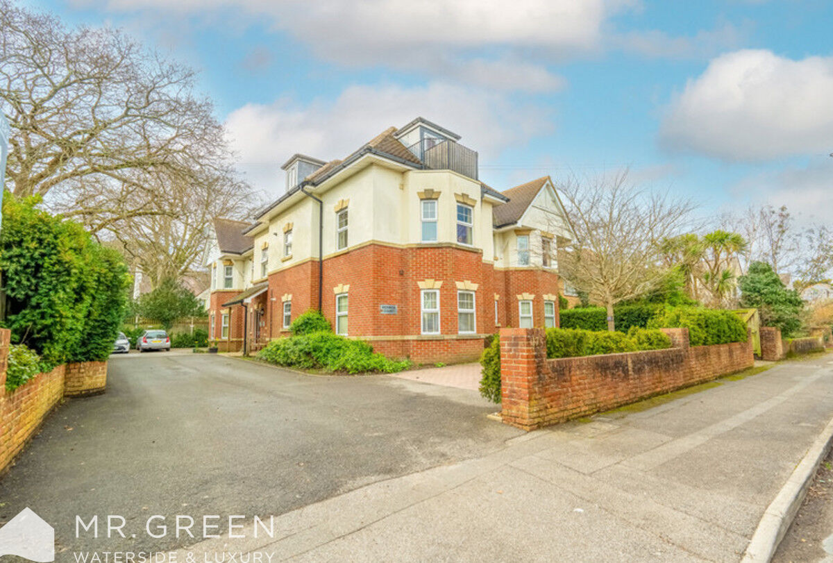 Keswick Court, Keswick Road, Bournemouth, BH5 1LP Mr Green Estate Agents