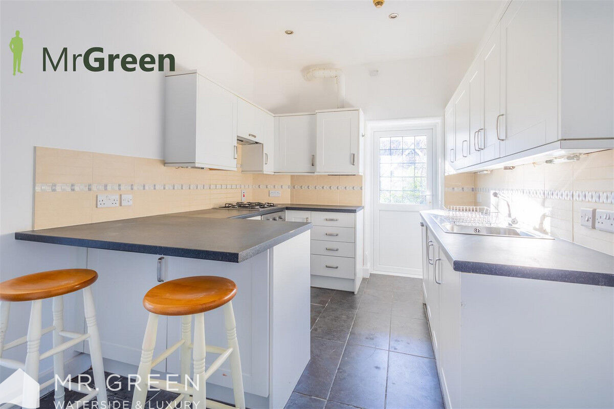 East Avenue, Talbot Woods, Bournemouth, Dorset, BH3 7BY Mr Green