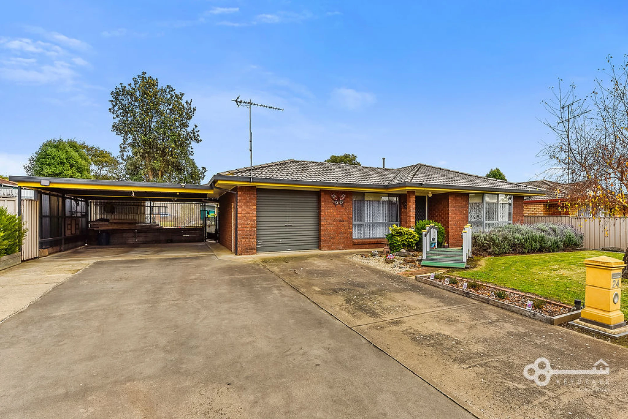 Property enquiry form background image