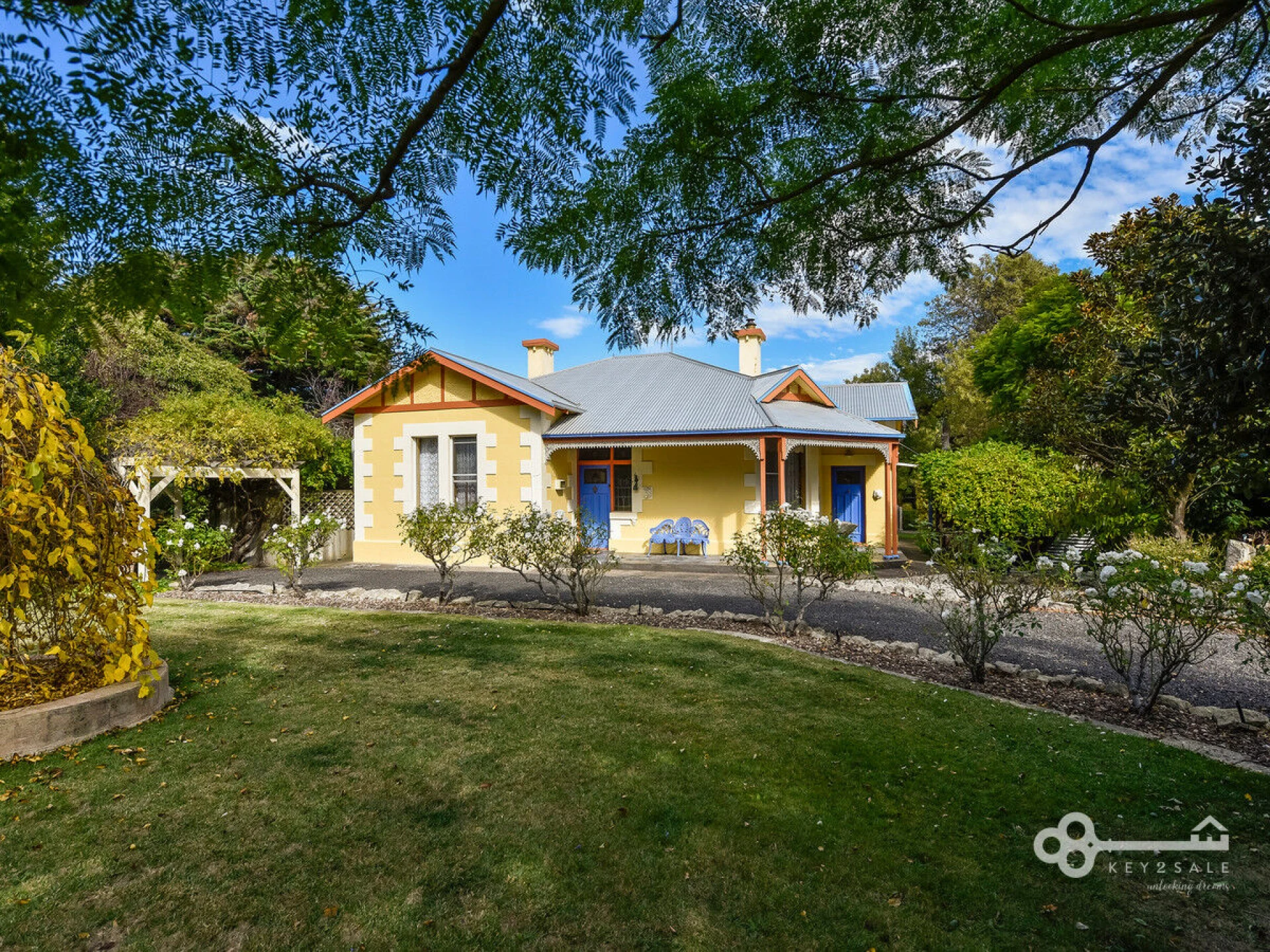 Property enquiry form background image