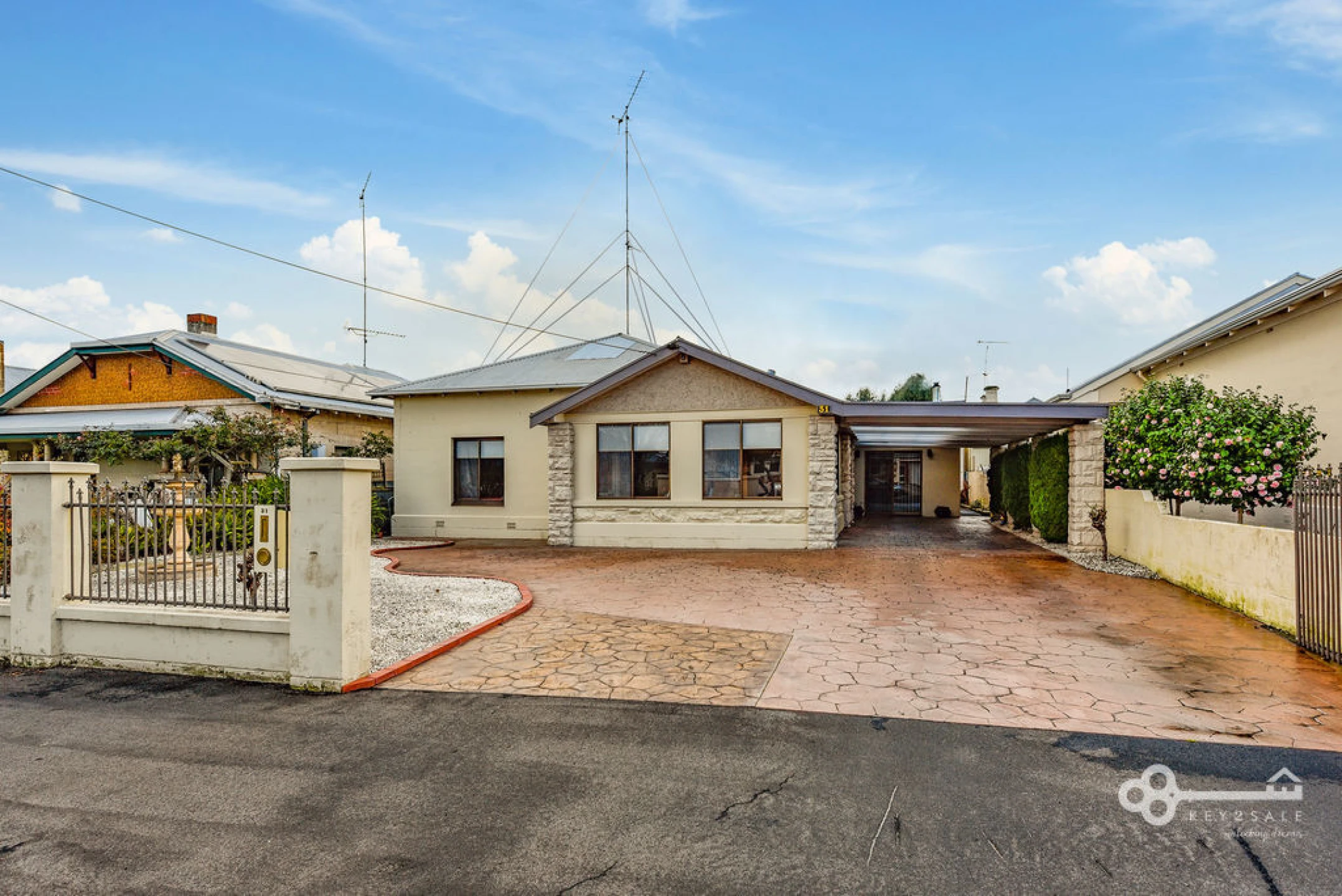 Property enquiry form background image