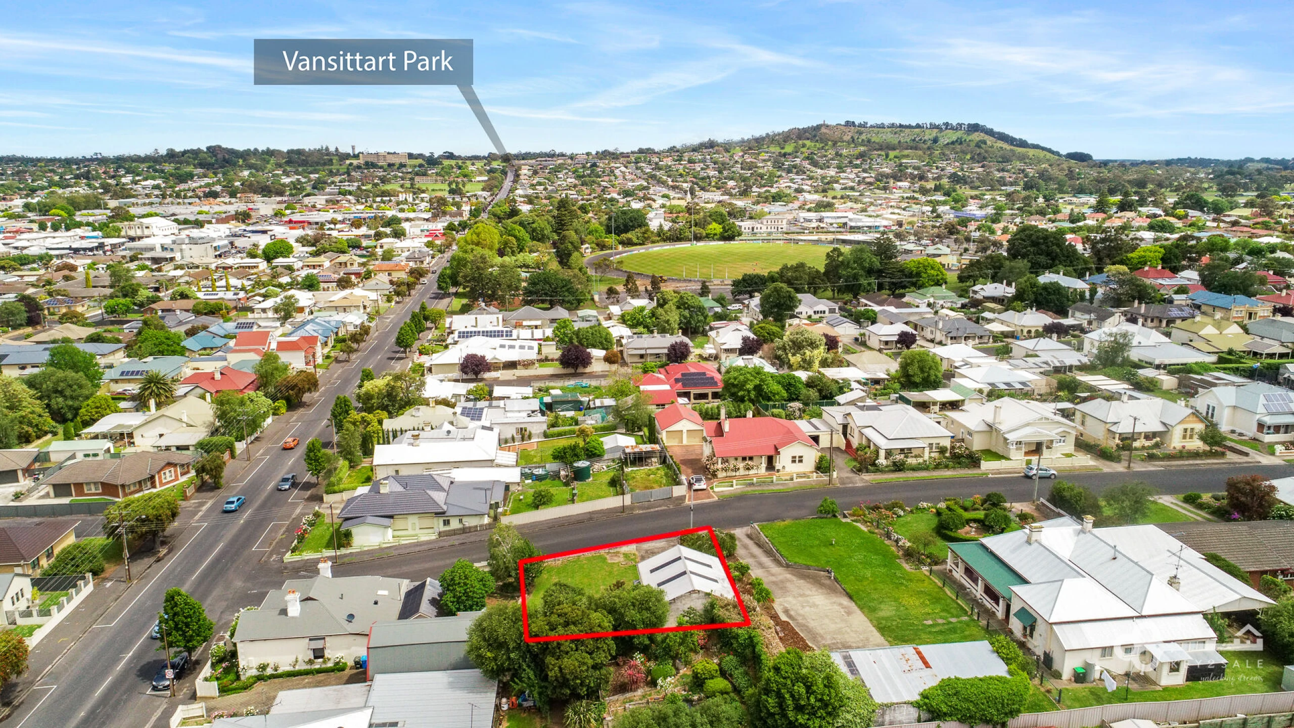 Property enquiry form background image