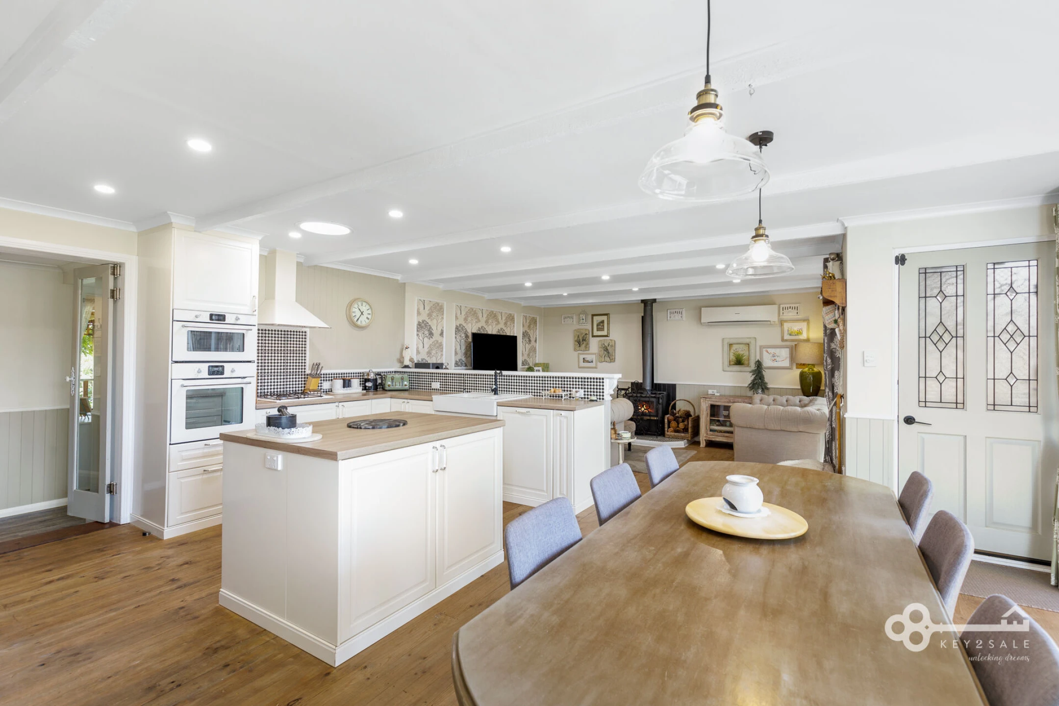 Property enquiry form background image