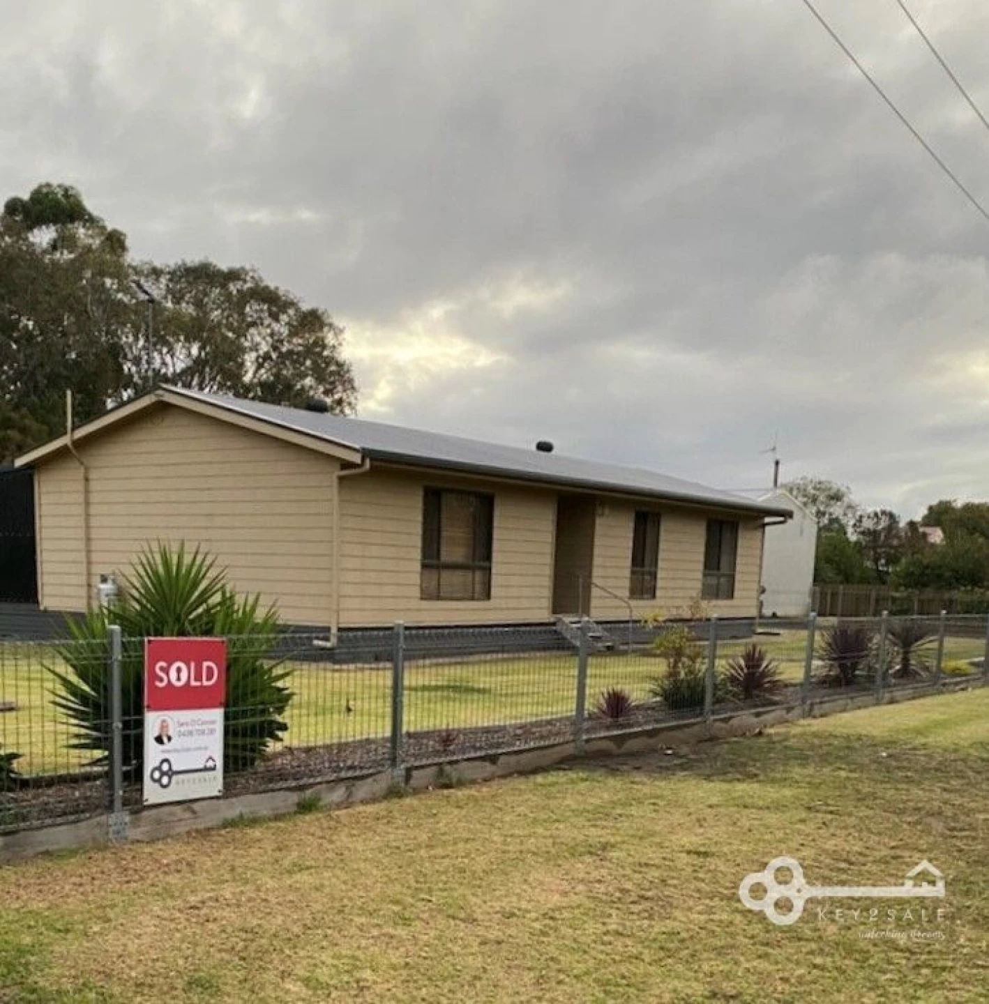 Property enquiry form background image