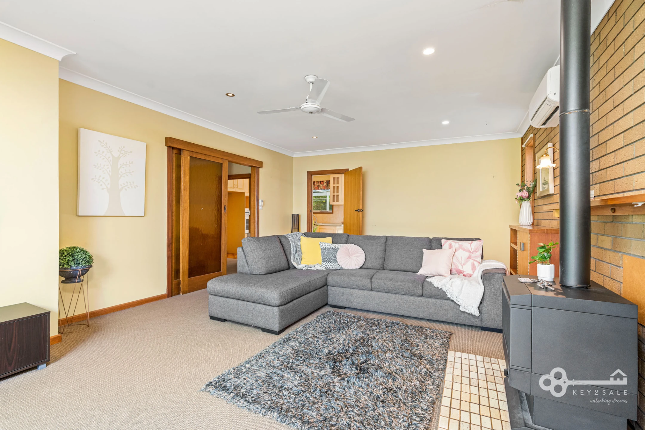 Property enquiry form background image