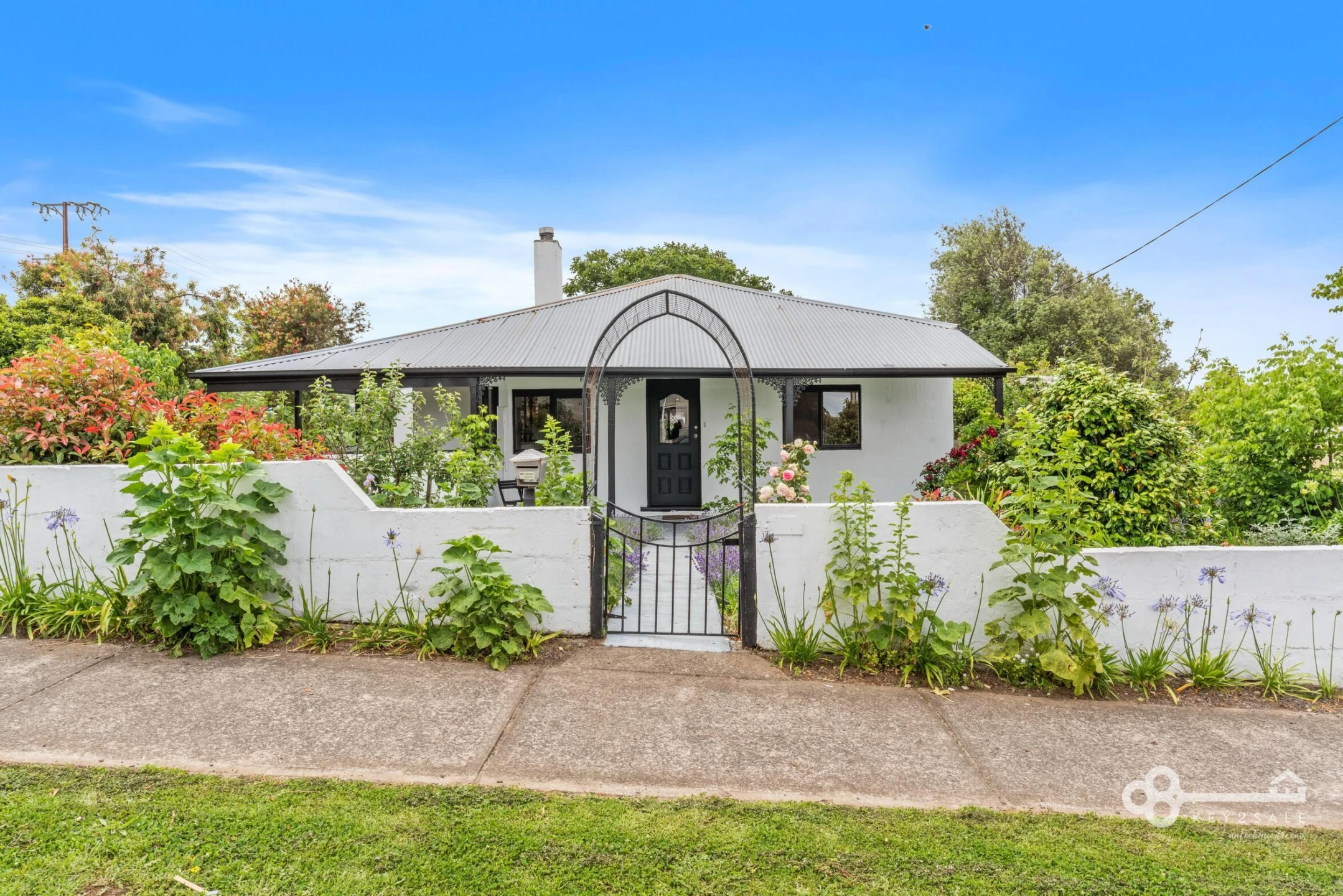 Property enquiry form background image