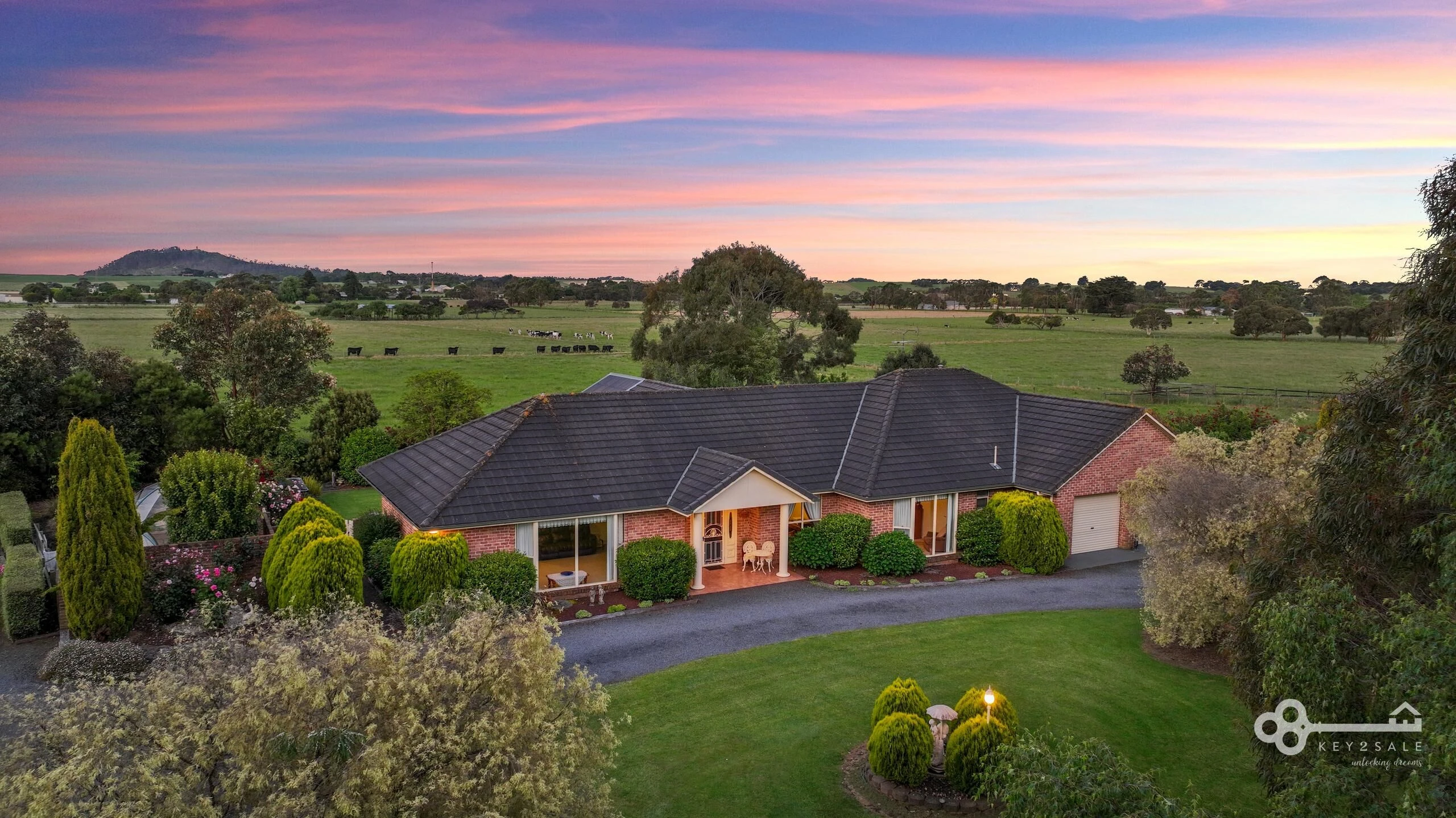 Property enquiry form background image