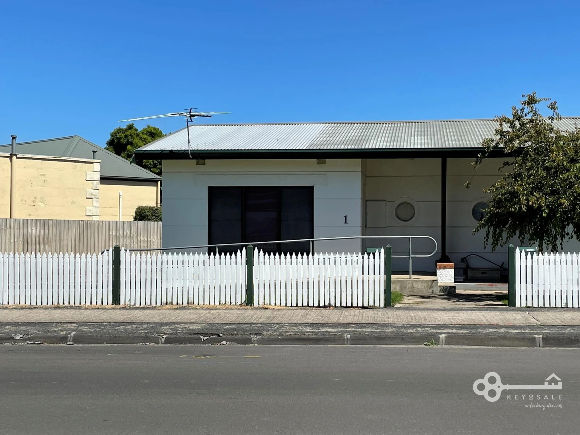 Property enquiry form background image