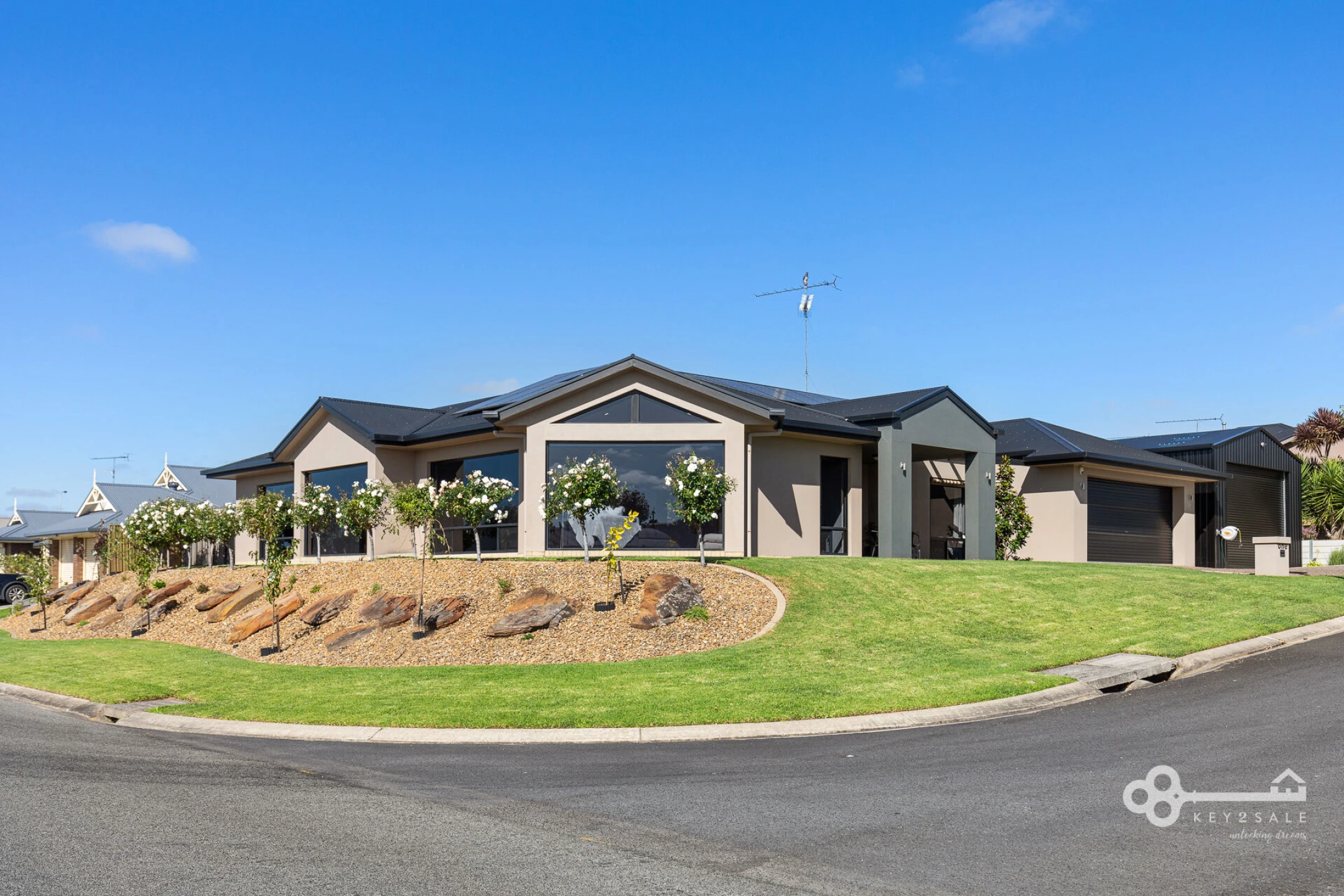 Property enquiry form background image