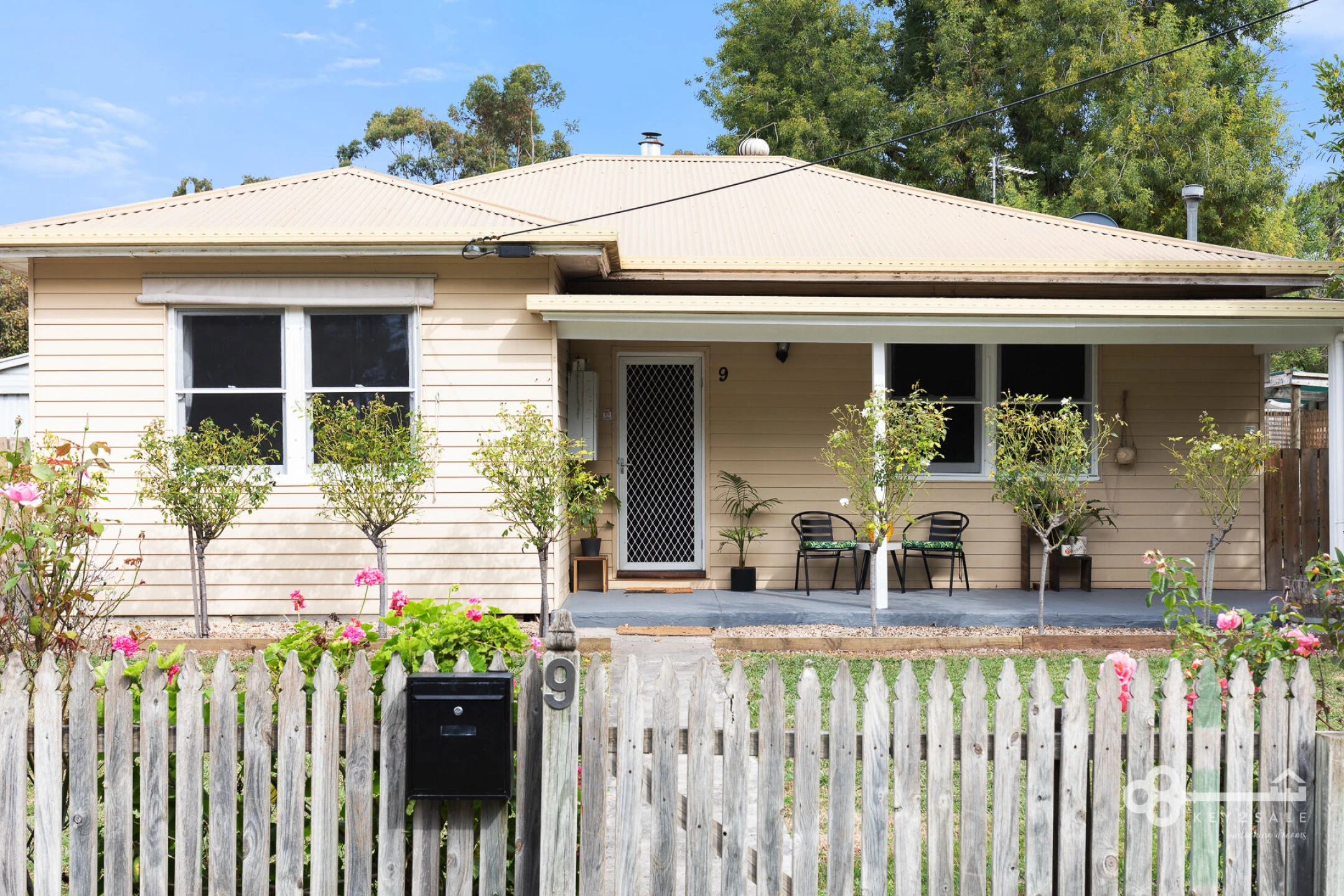Property enquiry form background image