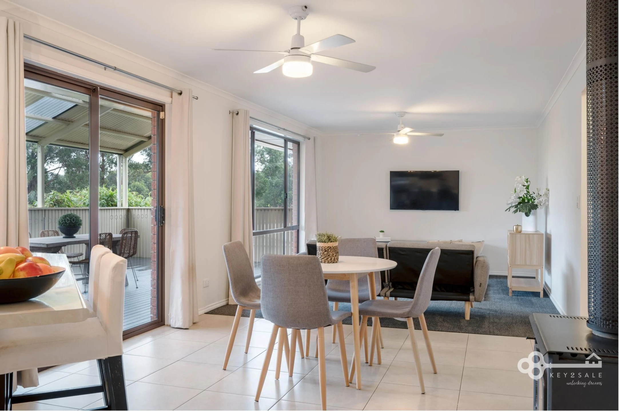 Property enquiry form background image