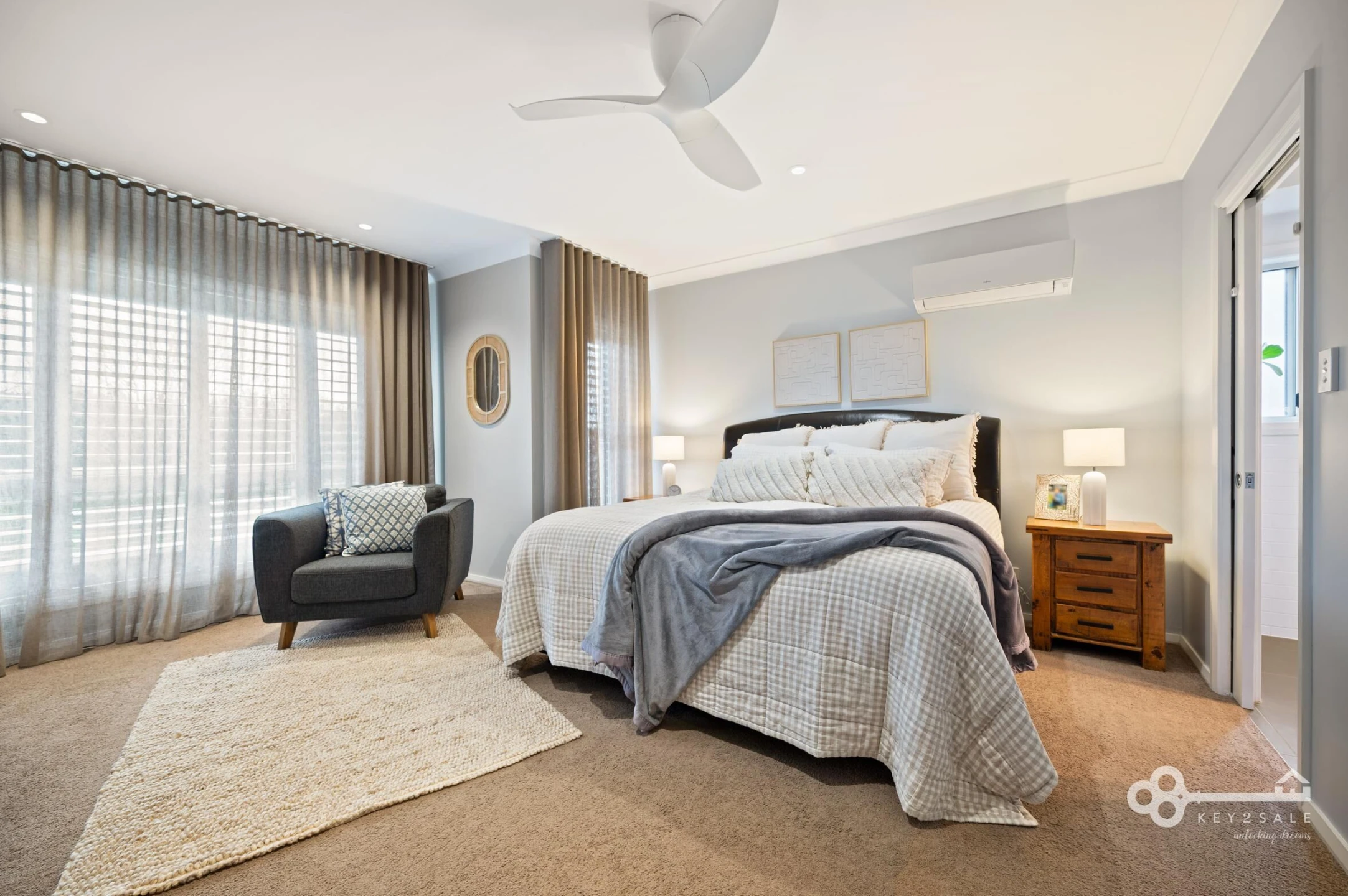 Property enquiry form background image