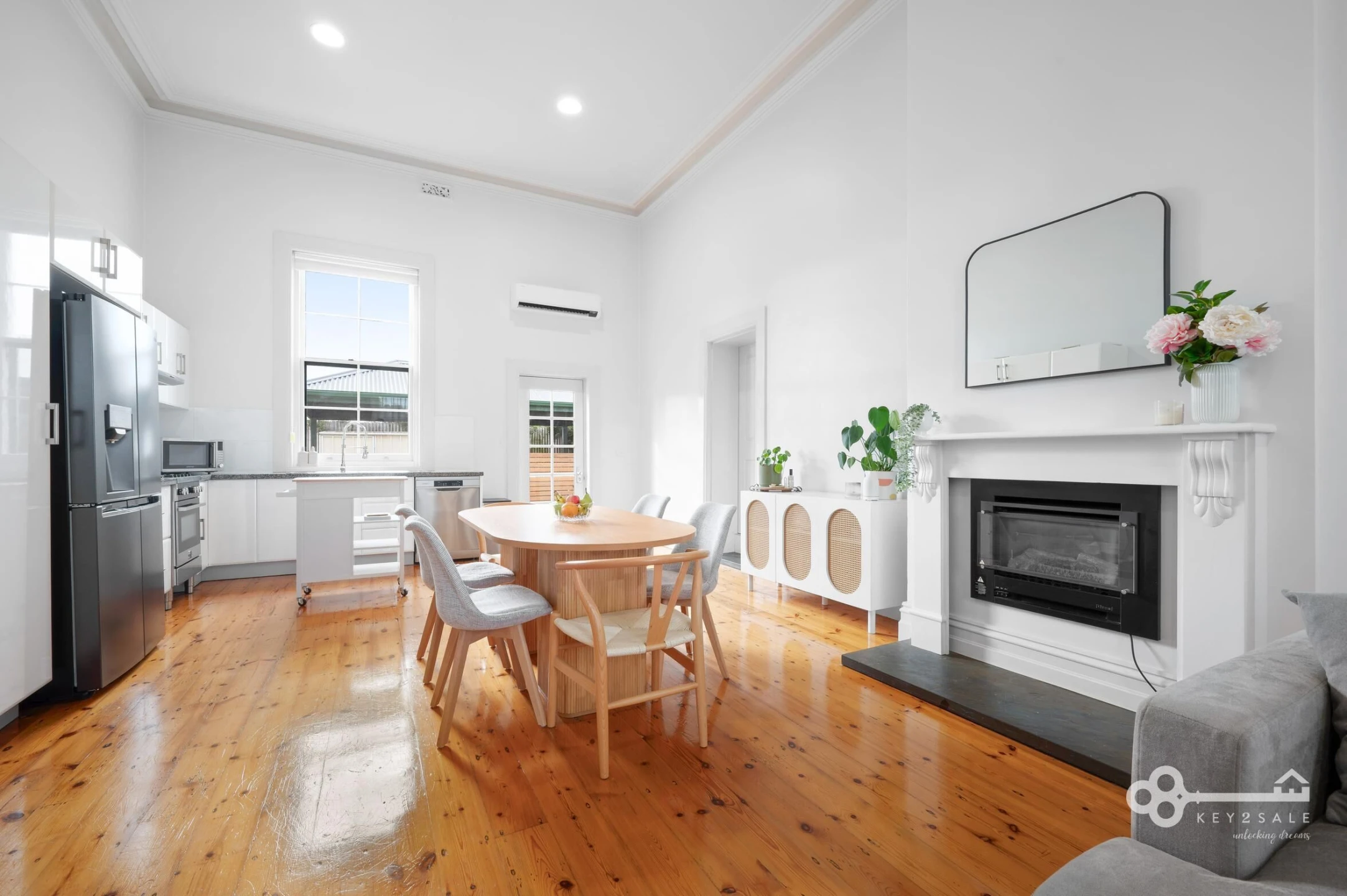 Property enquiry form background image