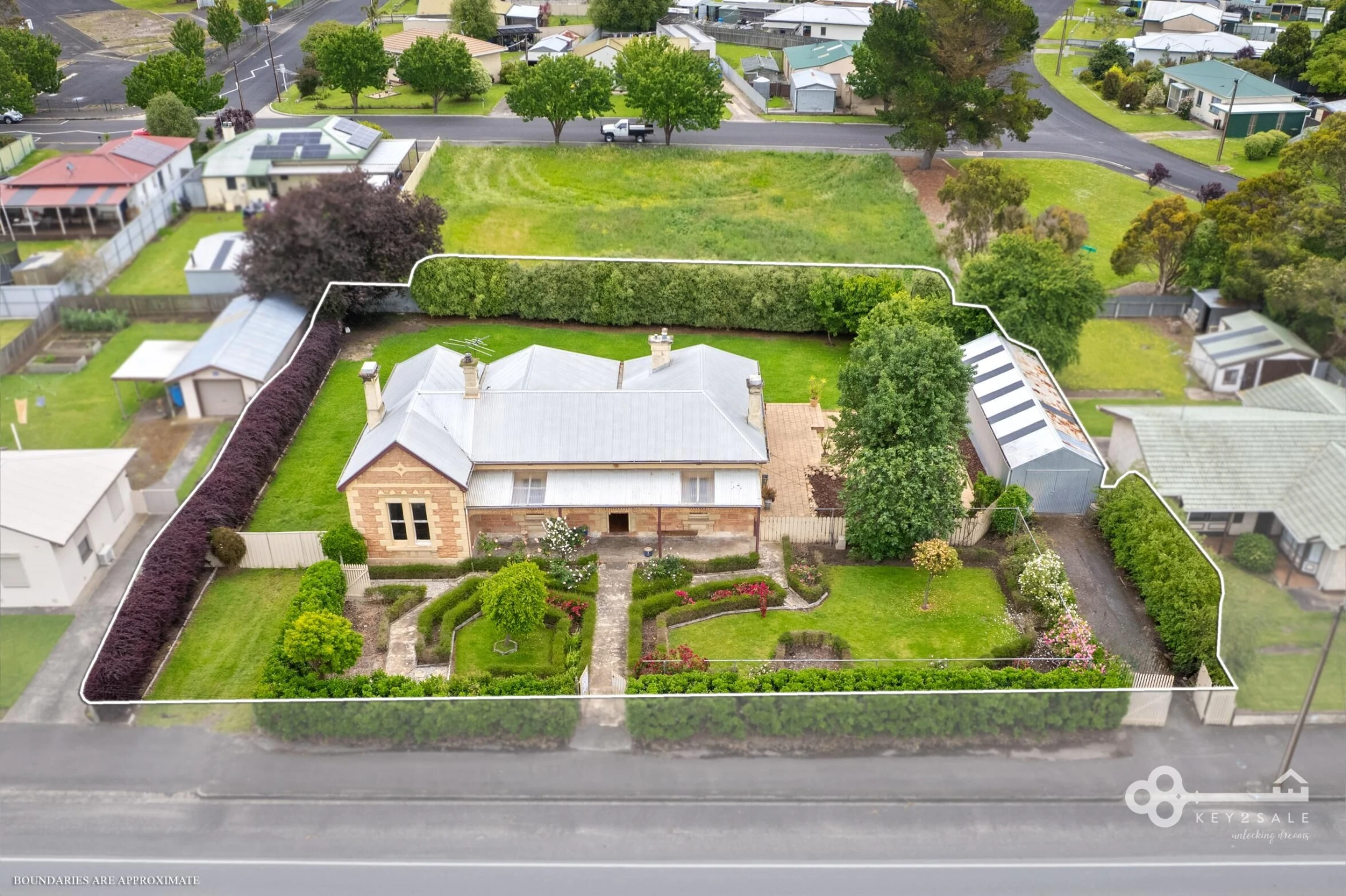 Property enquiry form background image