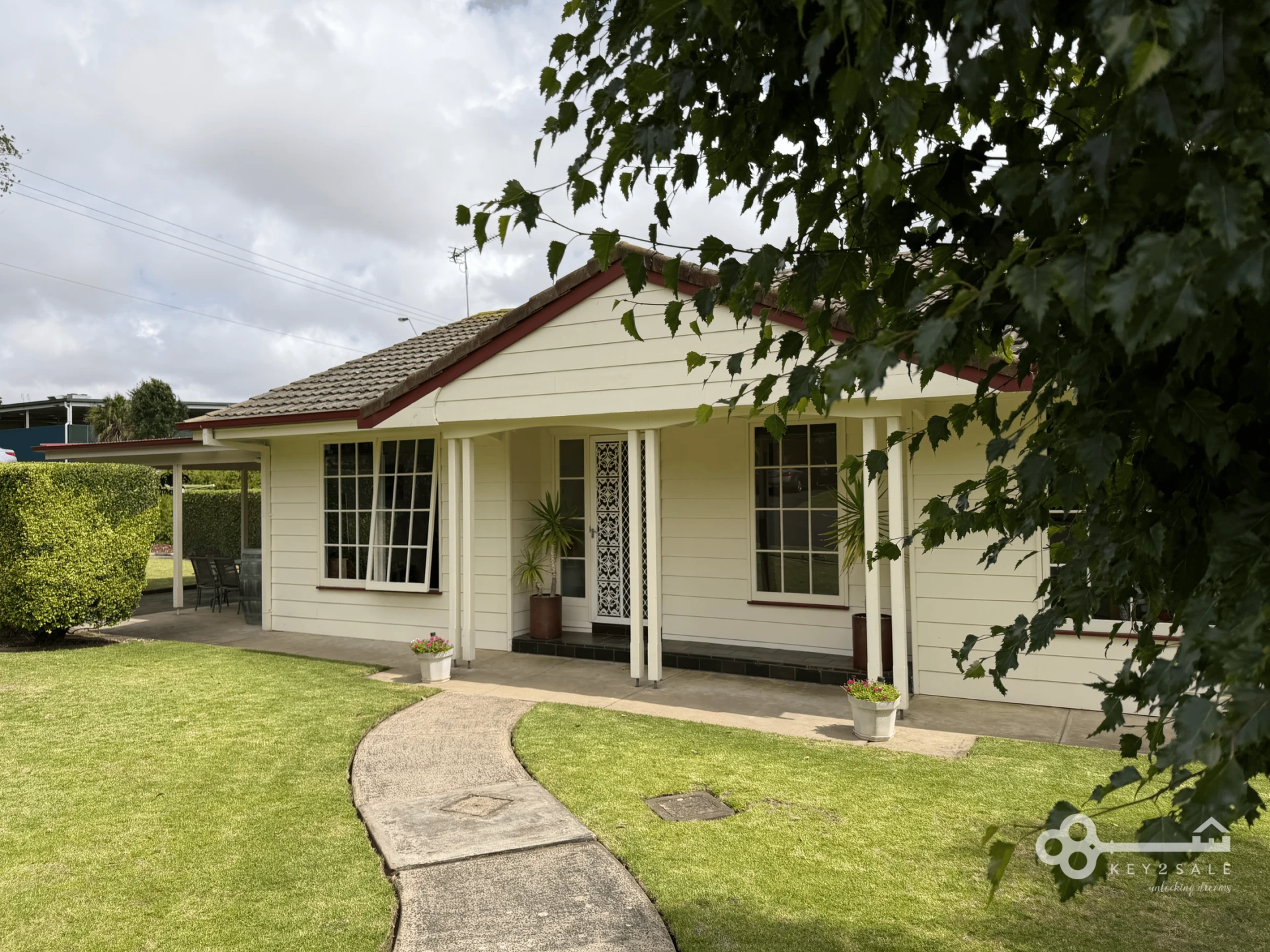 Property enquiry form background image