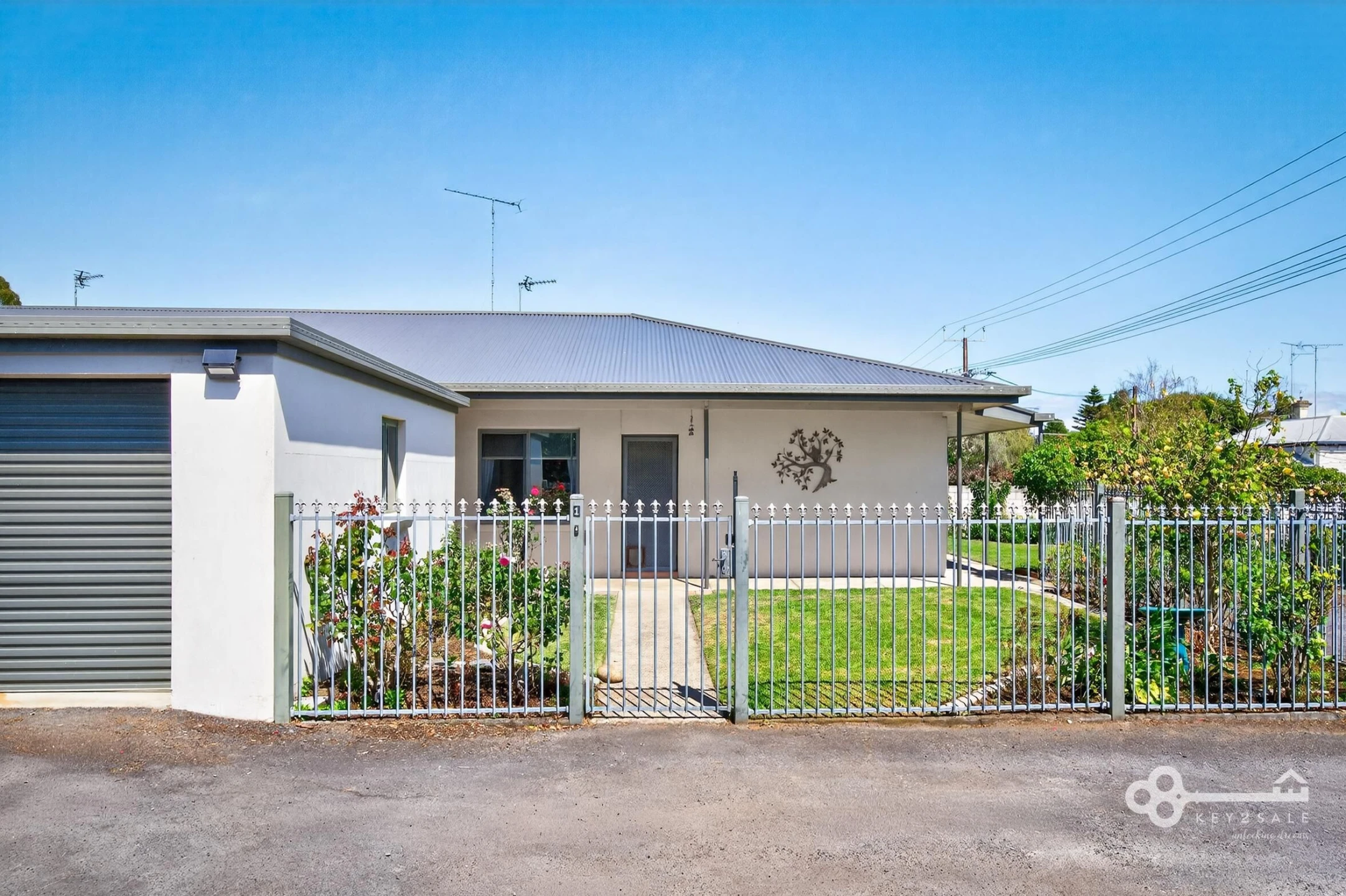 Property enquiry form background image