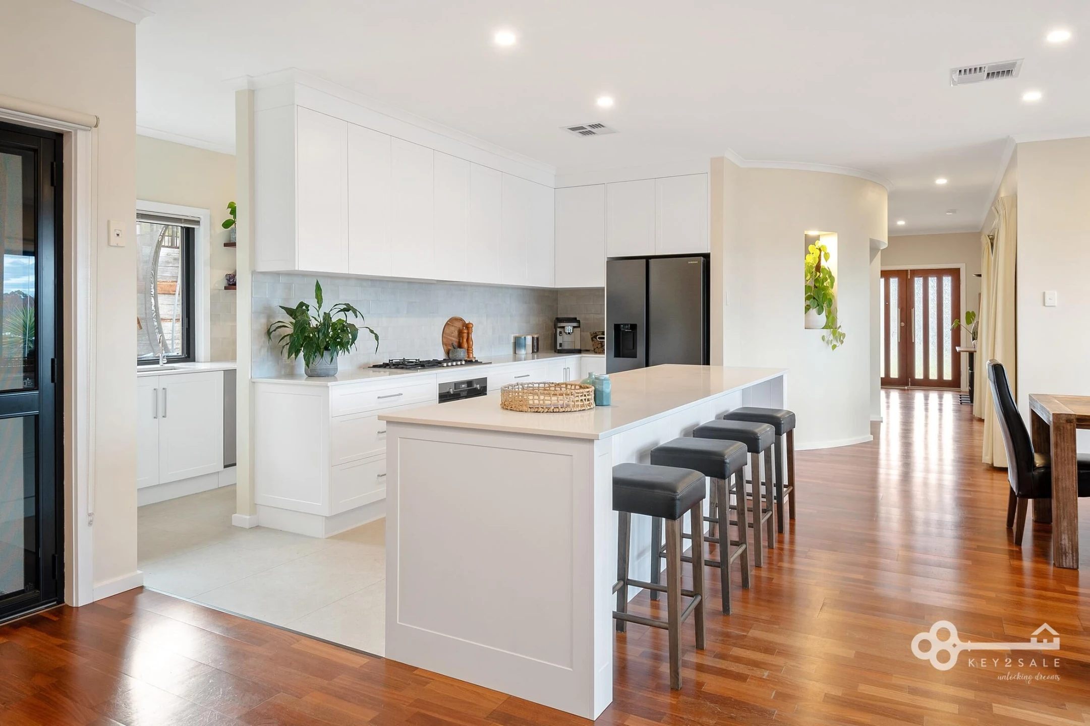 Property enquiry form background image