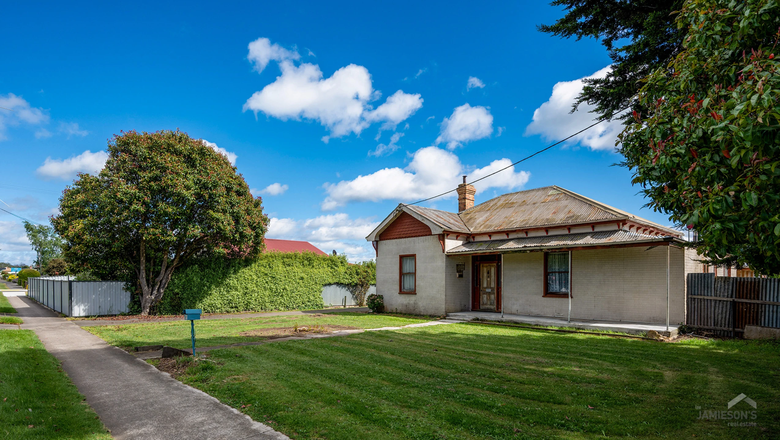 Property enquiry form background image