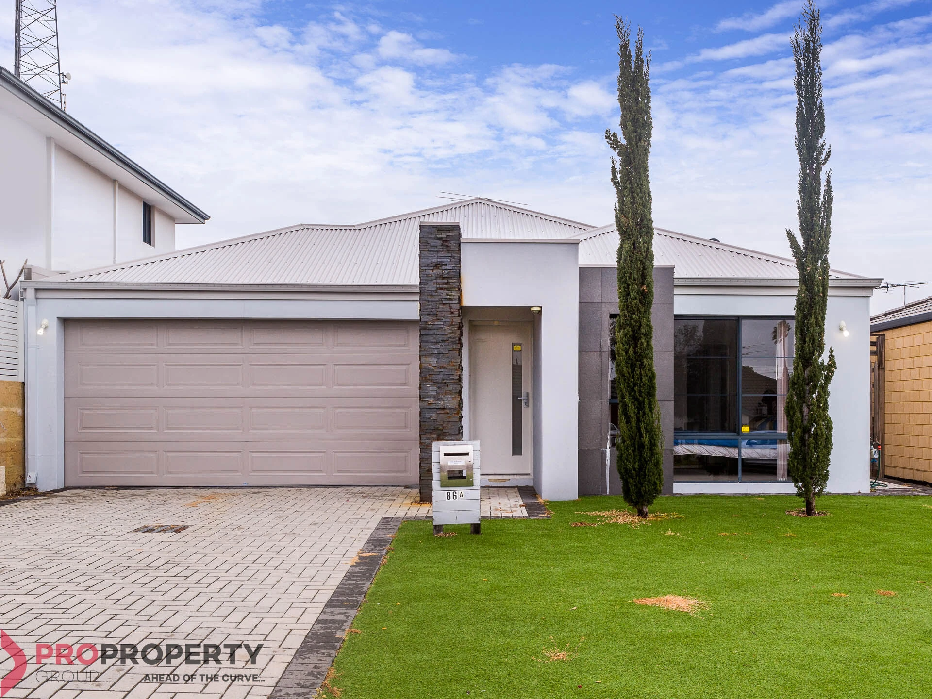 Property enquiry form background image