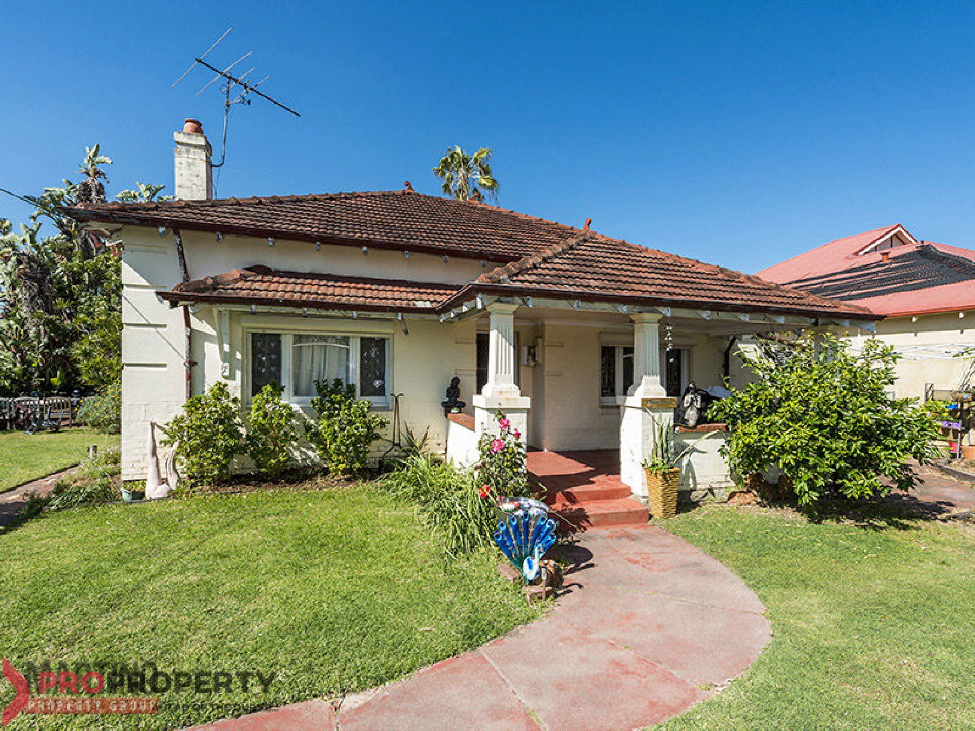 Property enquiry form background image