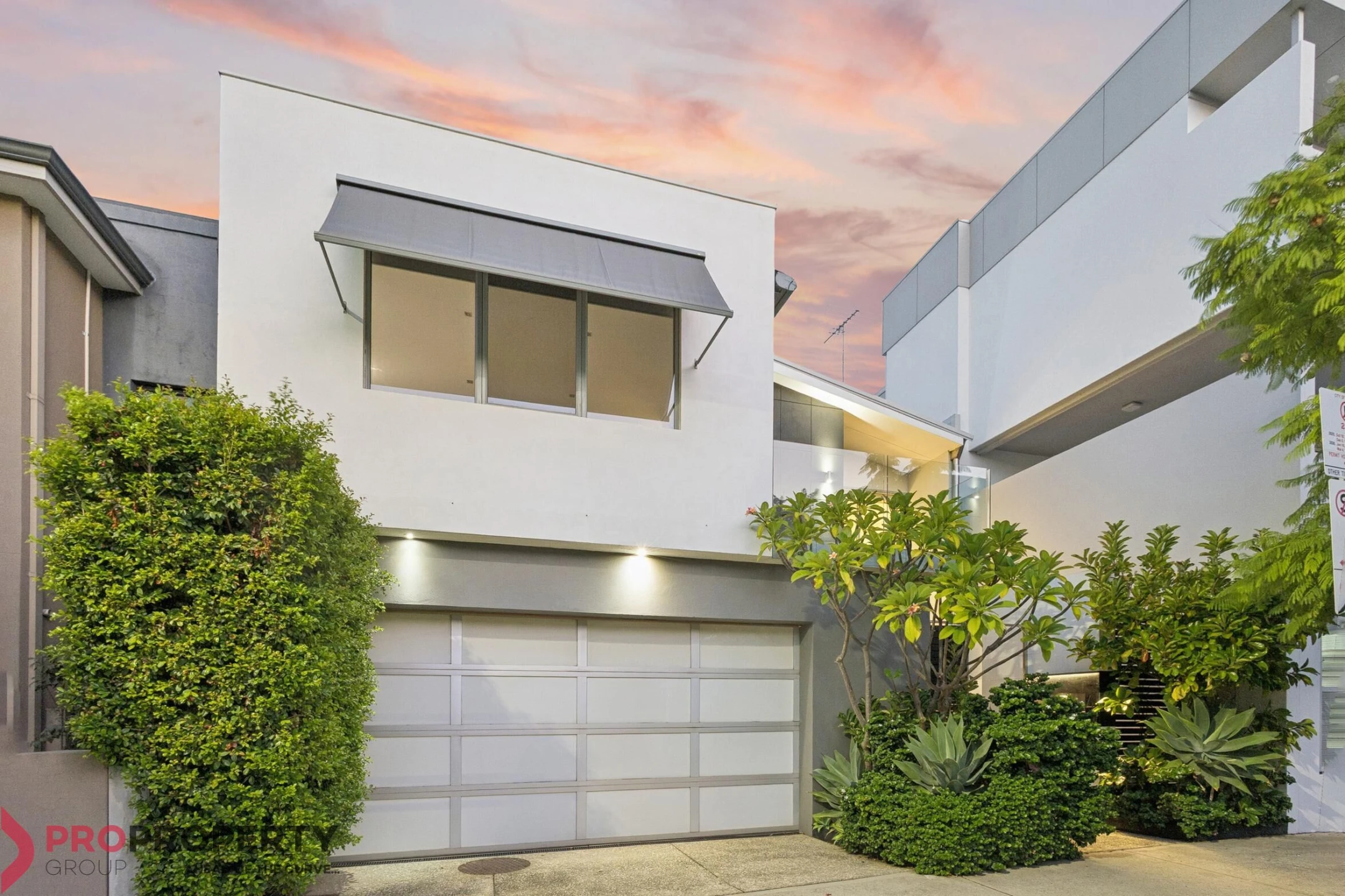 Property enquiry form background image