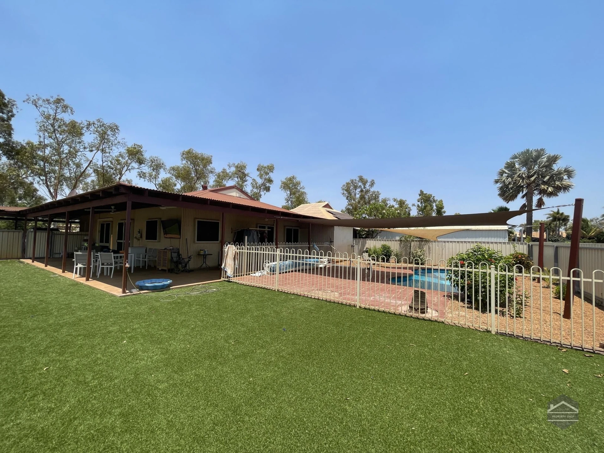 Property enquiry form background image