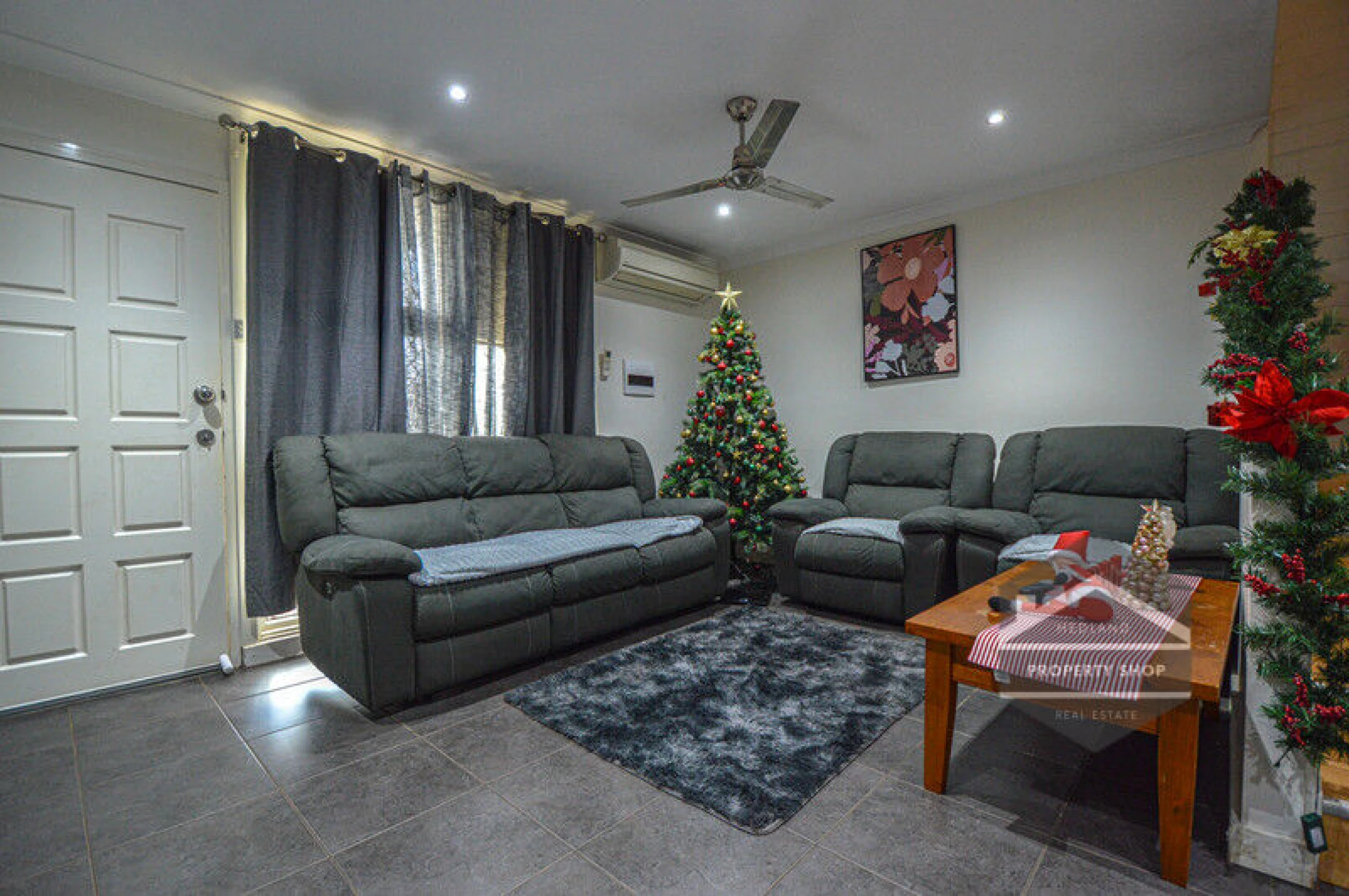 Property enquiry form background image