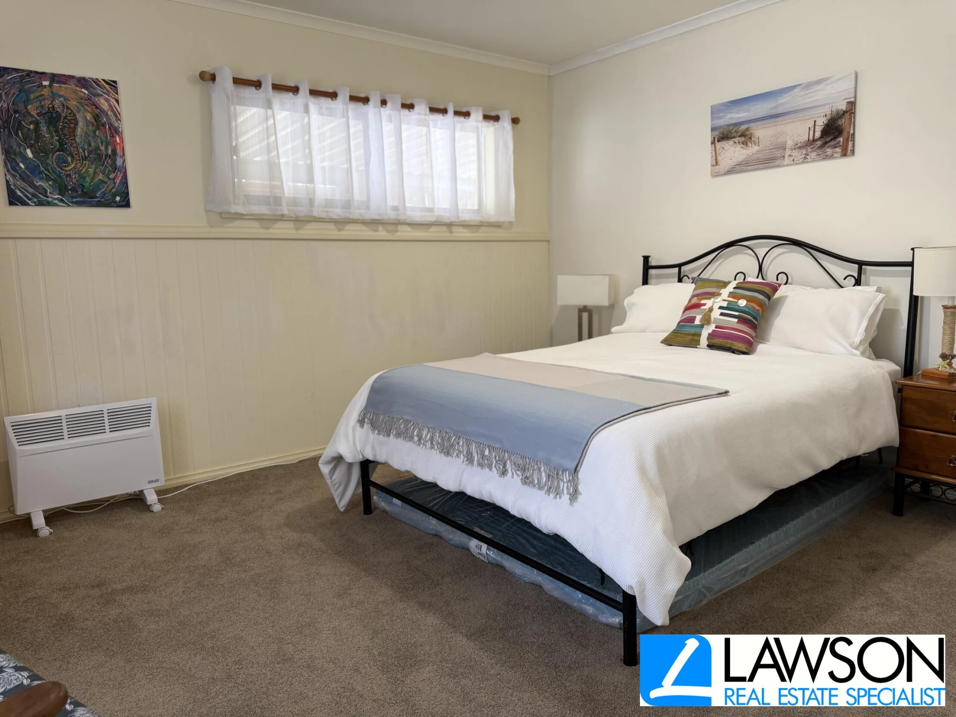 Property enquiry form background image