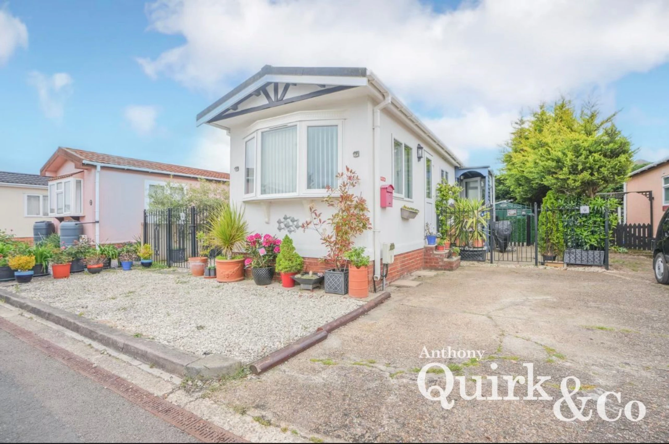 Property enquiry form background image