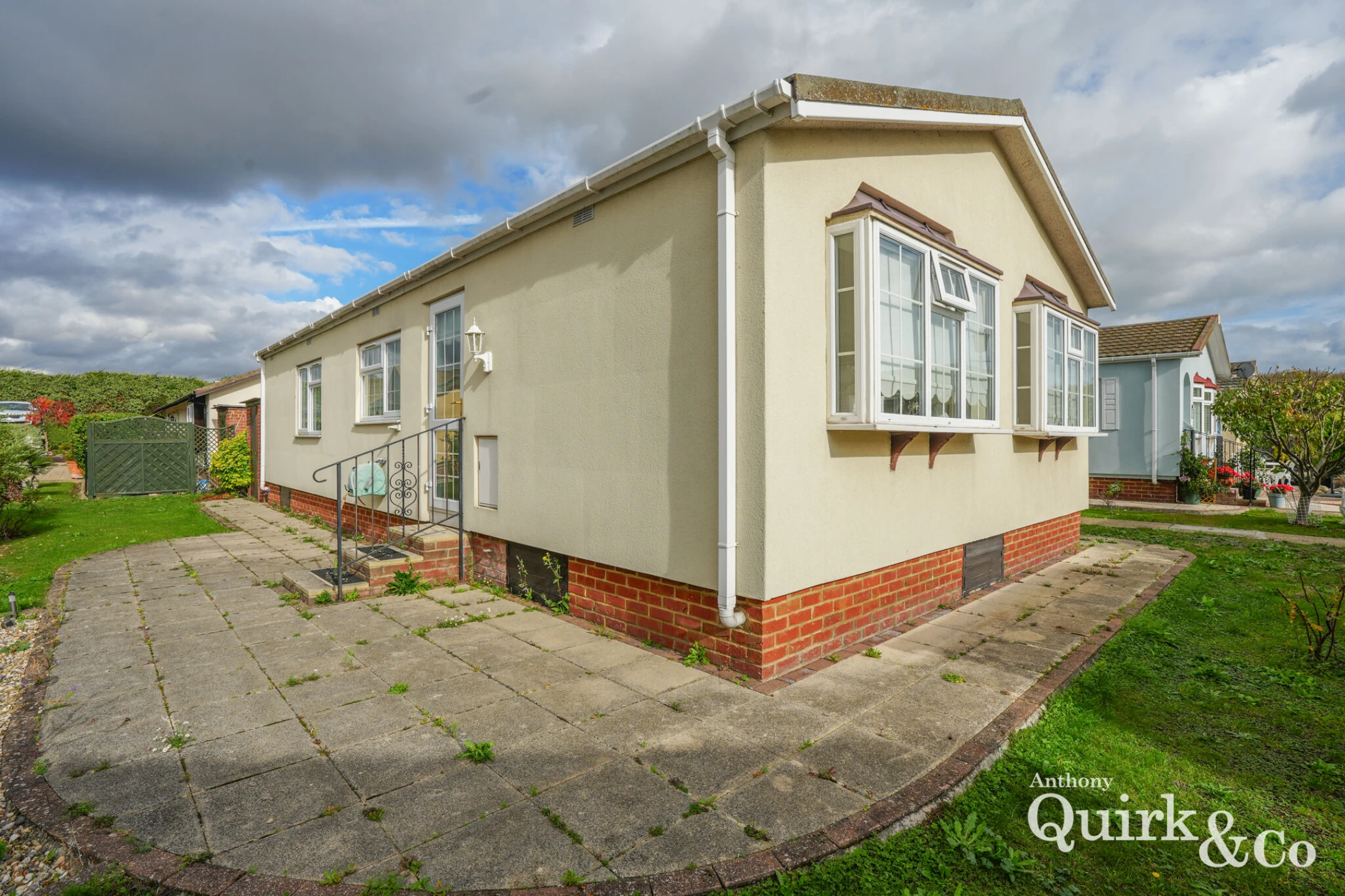 Property enquiry form background image