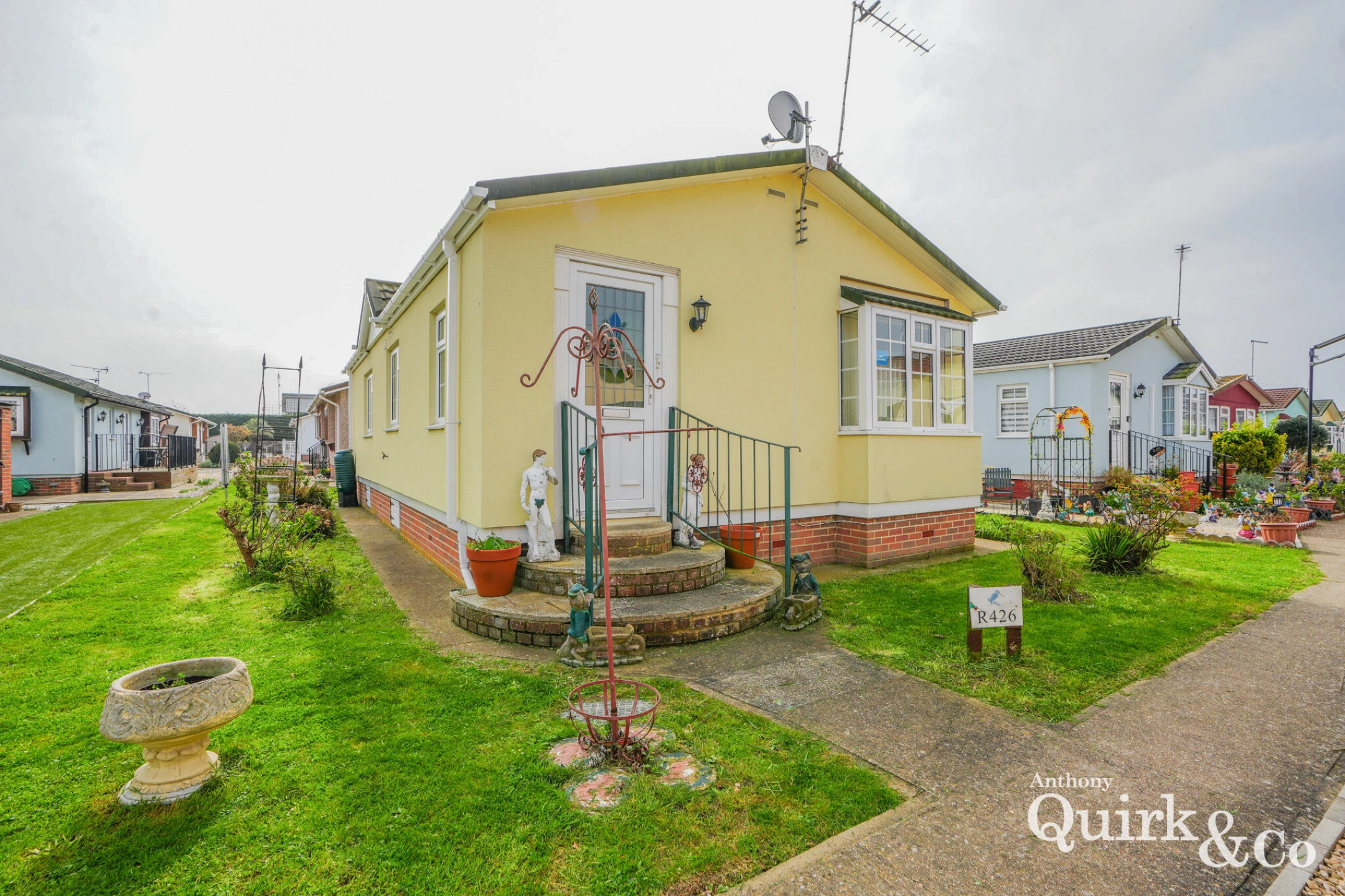 Property enquiry form background image